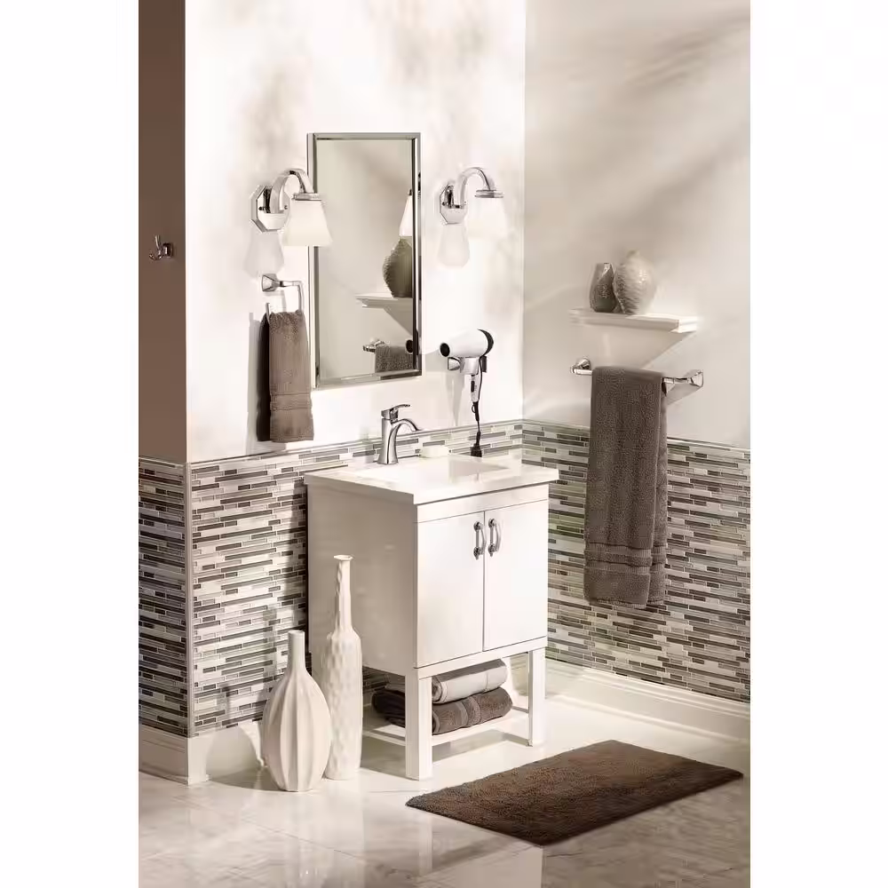 MOEN Voss 24 in. Towel Bar in Chrome