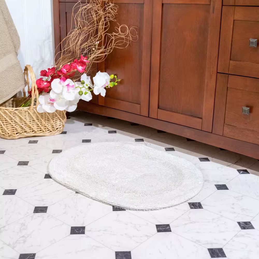Chesapeake Merchandising Oval Tub Mats Ivory 17 in. x 24 in. Bath Mat