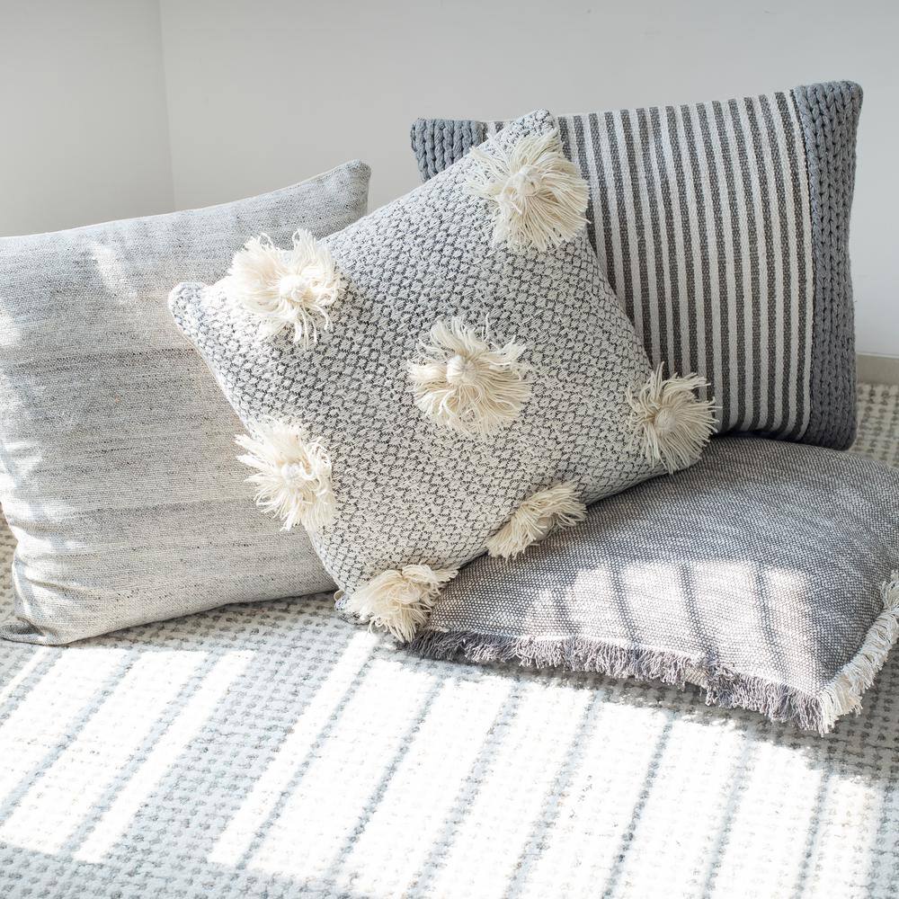 LR Home Wendy Gray/Ivory Floral 100% Cotton 18 in. x 18 in. Throw Pillow (Set of 2)